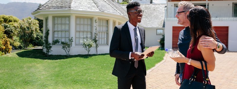 Are Estate Agents Still Relevant in the Age of AI?